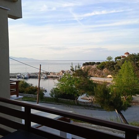 Porto Athos Apartments Nea Roda Luaran gambar